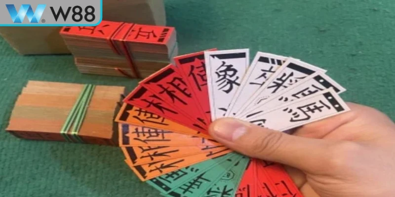 Cách chơi tứ sắc là phiên bản trực tuyến của trò chơi bài dân gian